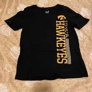 Girls’ Gen2 Iowa Hawkeyes T-shirt Size Medium 10/12